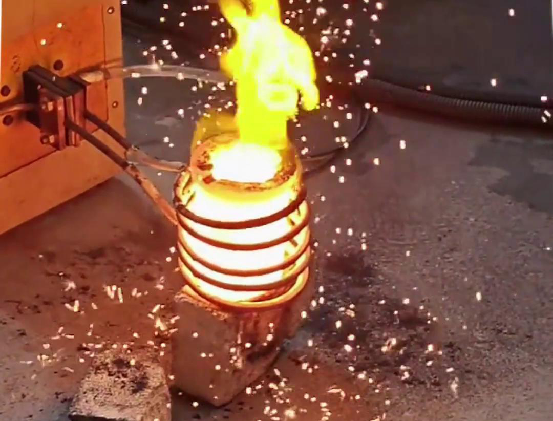 海拓 220V 小型高頻熔煉爐，開(kāi)啟1斤鋼份金屬熔煉新體驗(yàn)