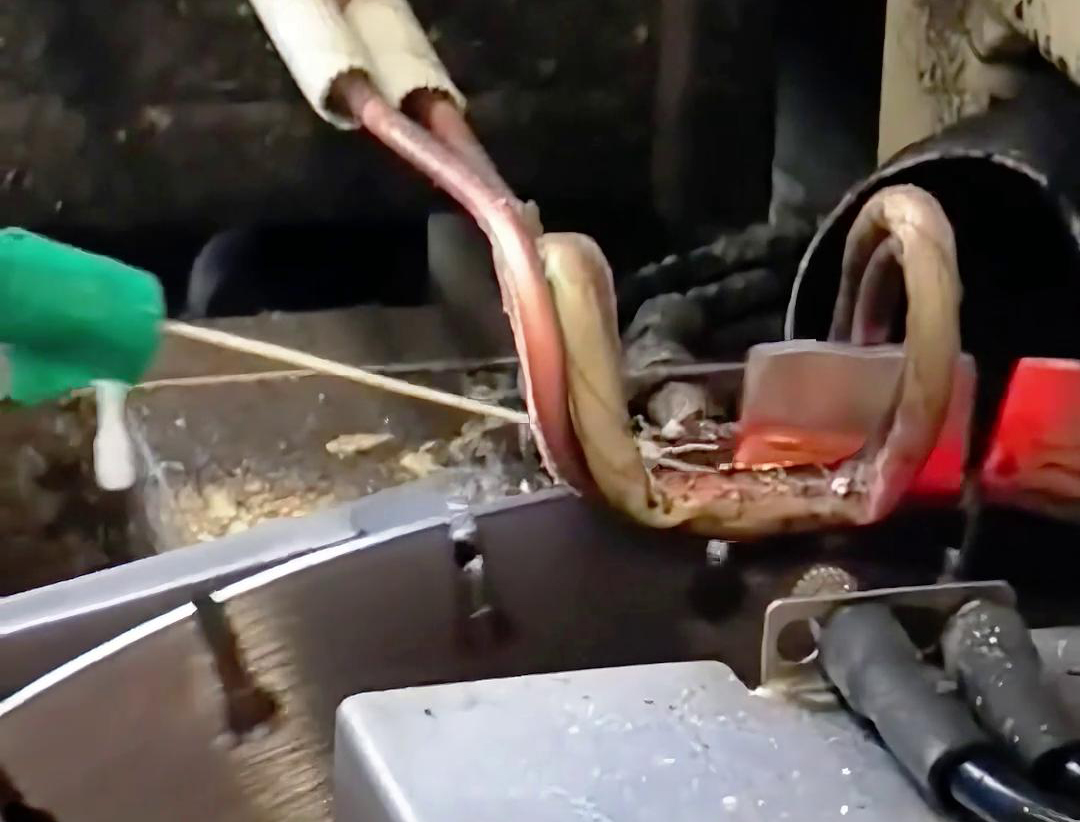 高頻焊機(jī)，為花崗巖刀片鋸片合金焊接提供可靠保障